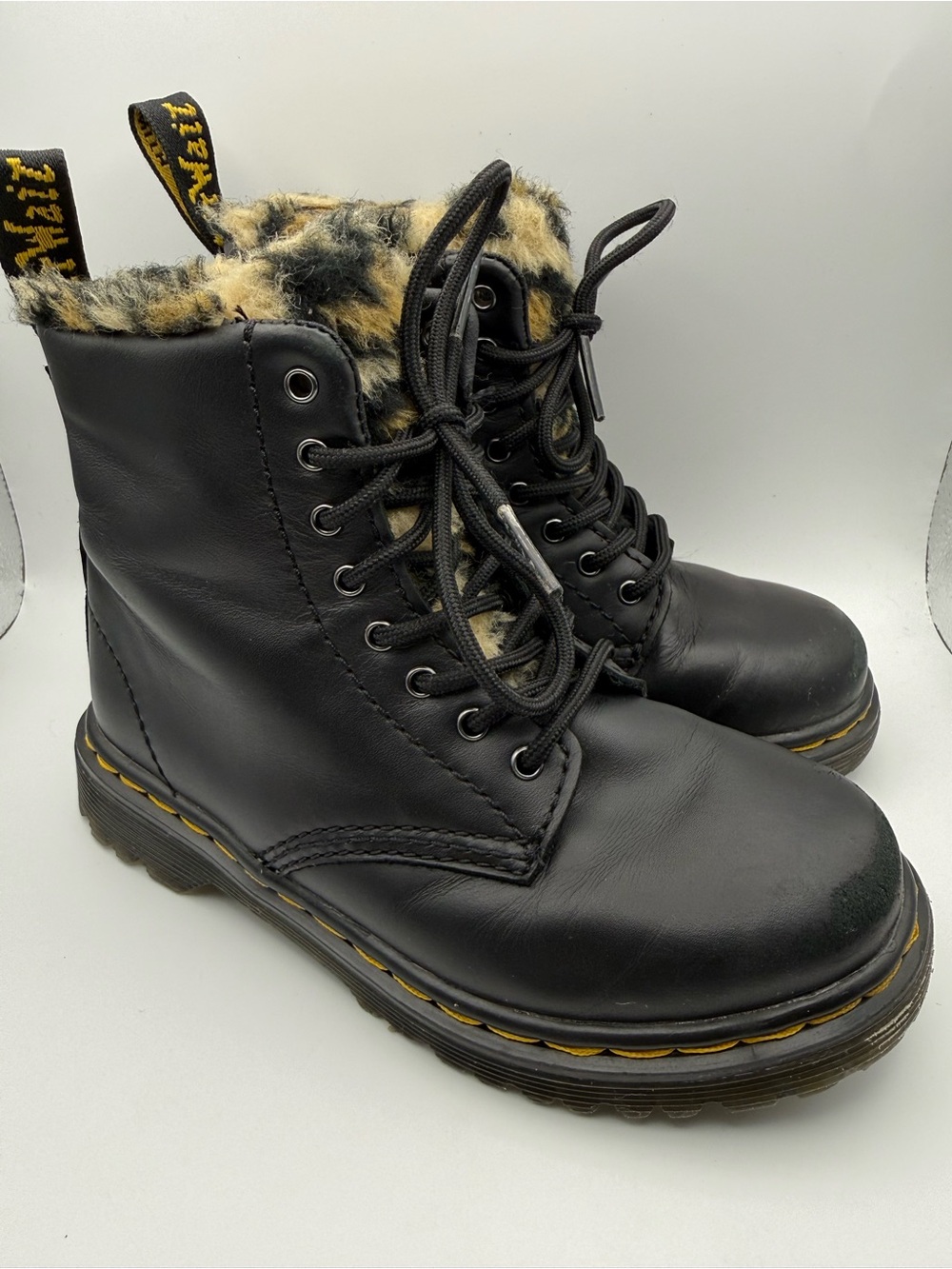 Dr.Martens Black Leather Lace-Up Boots with Leopard Fur Lined Girls 10